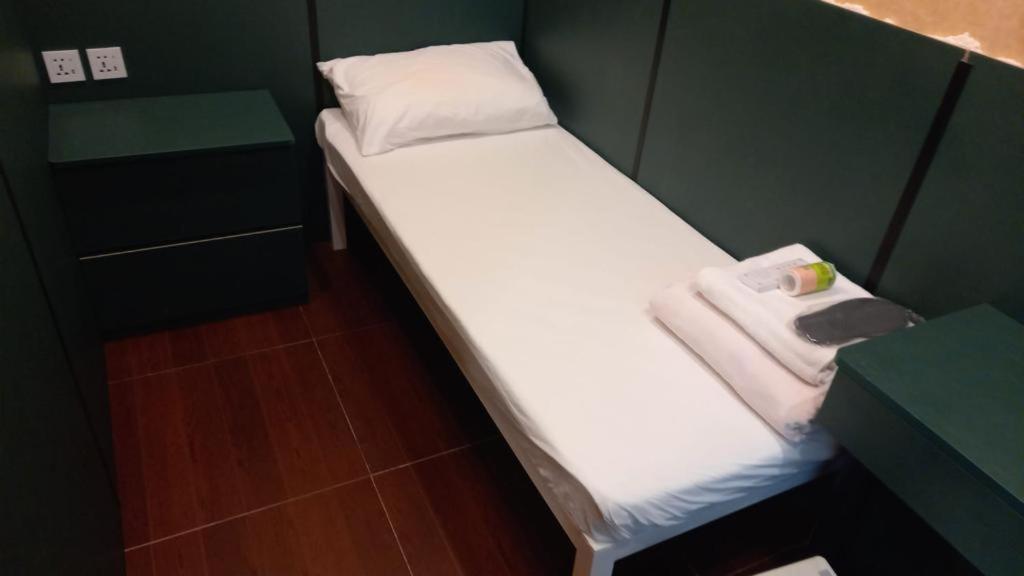 New Garden Hostel Χονγκ Κονγκ Εξωτερικό φωτογραφία